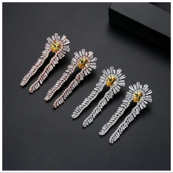 🎁 The Artys Swarovski Crystals Art Deco Long Earrings - Picture 4 of 4